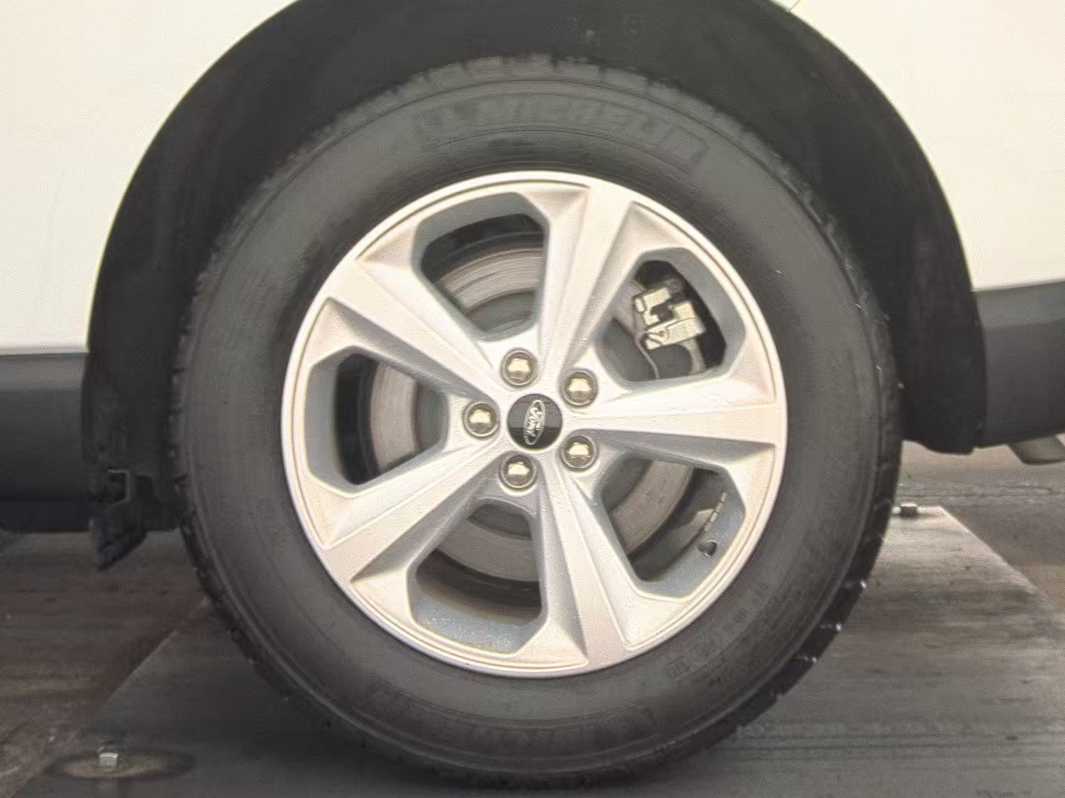 2024 Ford Edge SE AWD