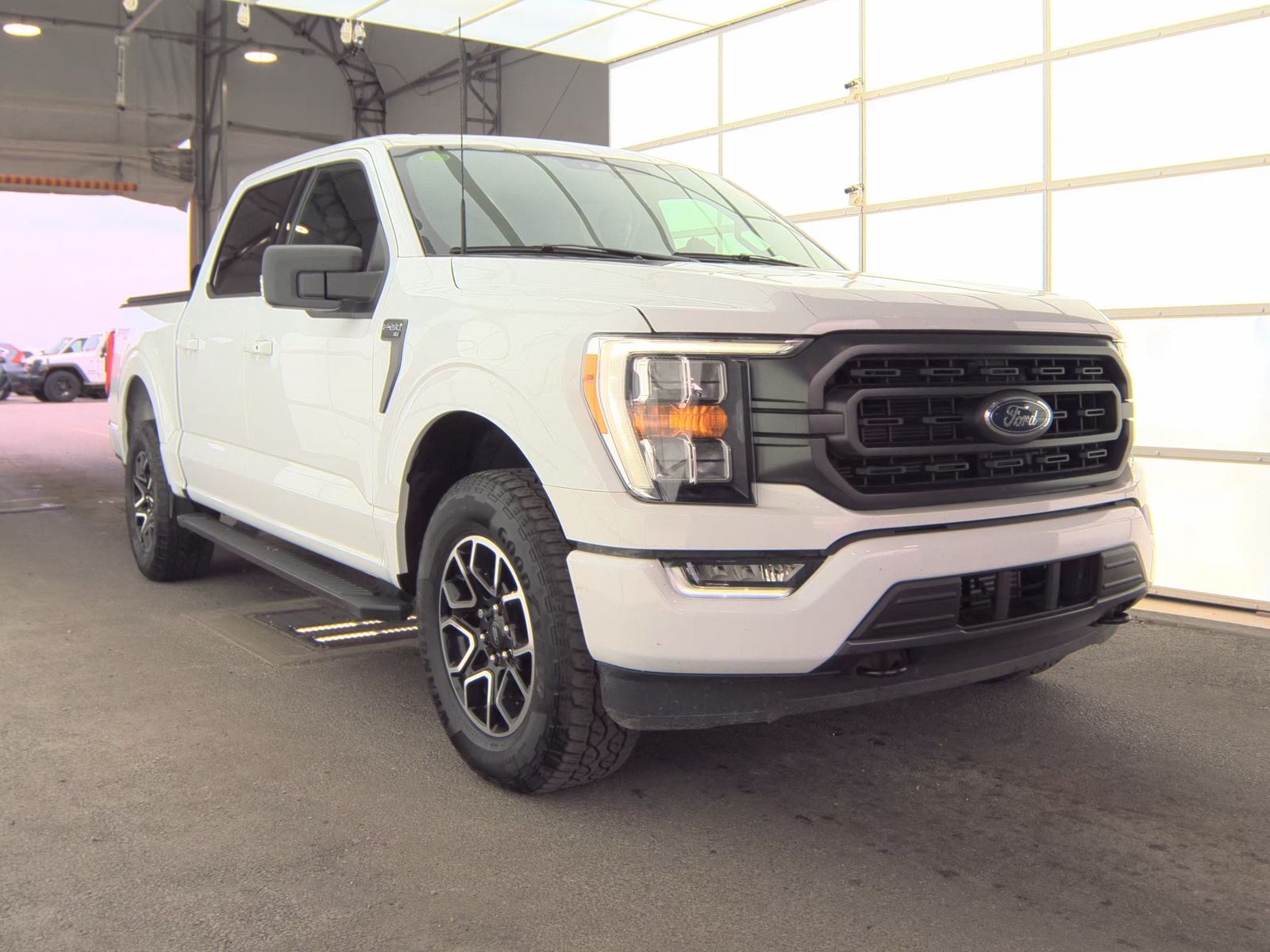 2023 Ford F-150 XLT AWD