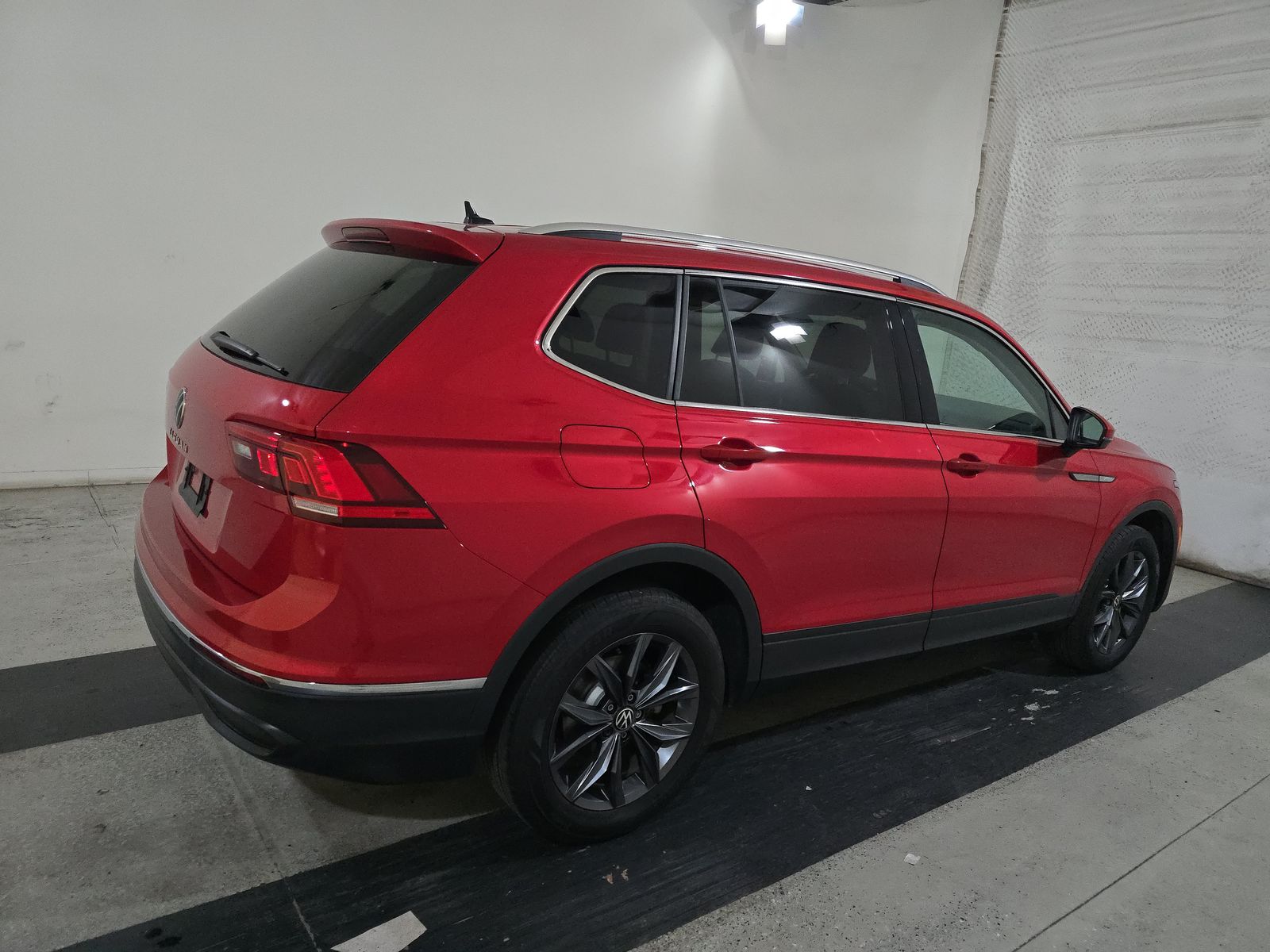 2022 Volkswagen Tiguan 2.0T SE FWD