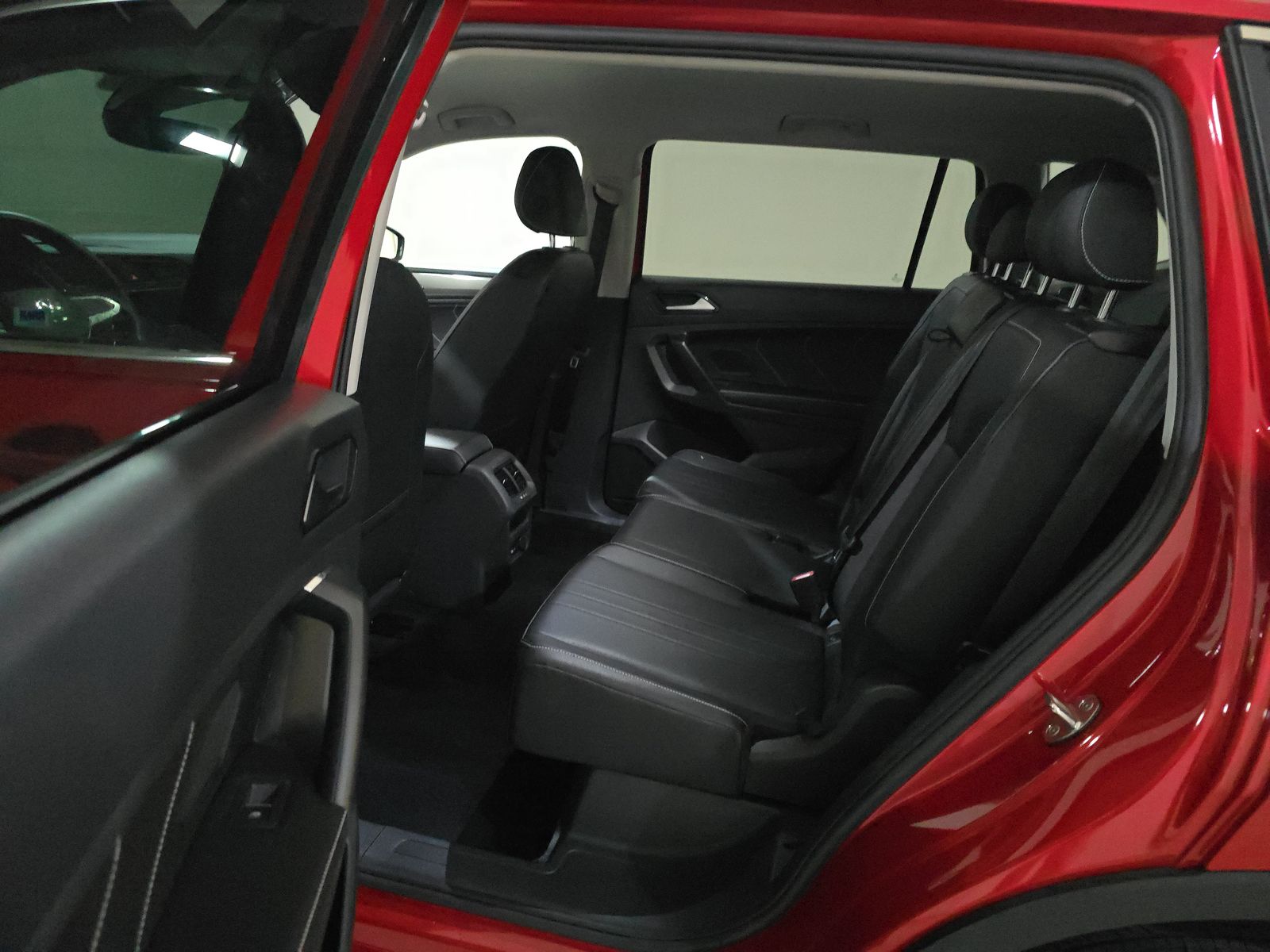 2022 Volkswagen Tiguan 2.0T SE FWD