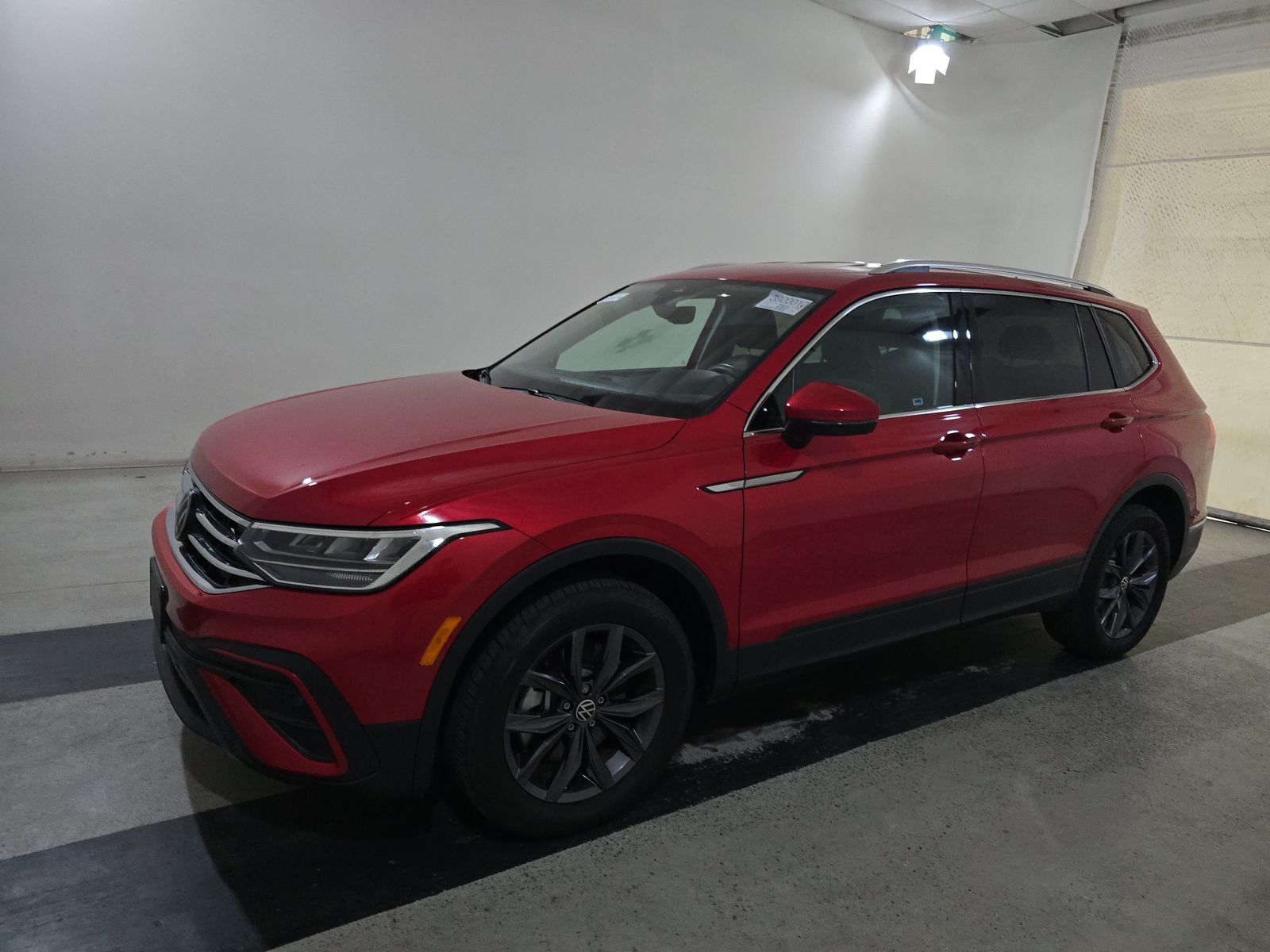 2022 Volkswagen Tiguan 2.0T SE FWD