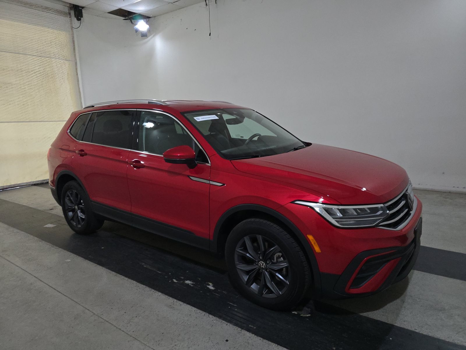 2022 Volkswagen Tiguan 2.0T SE FWD