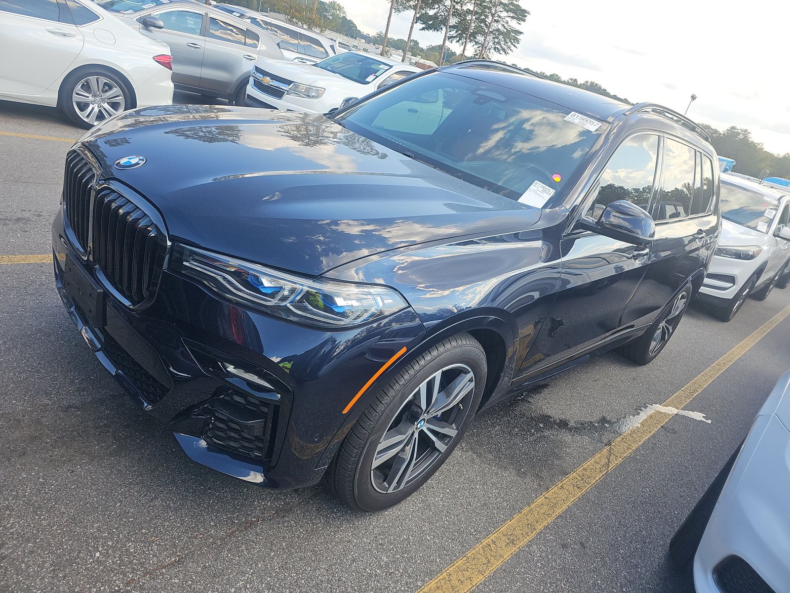 2022 BMW X7 M50i AWD
