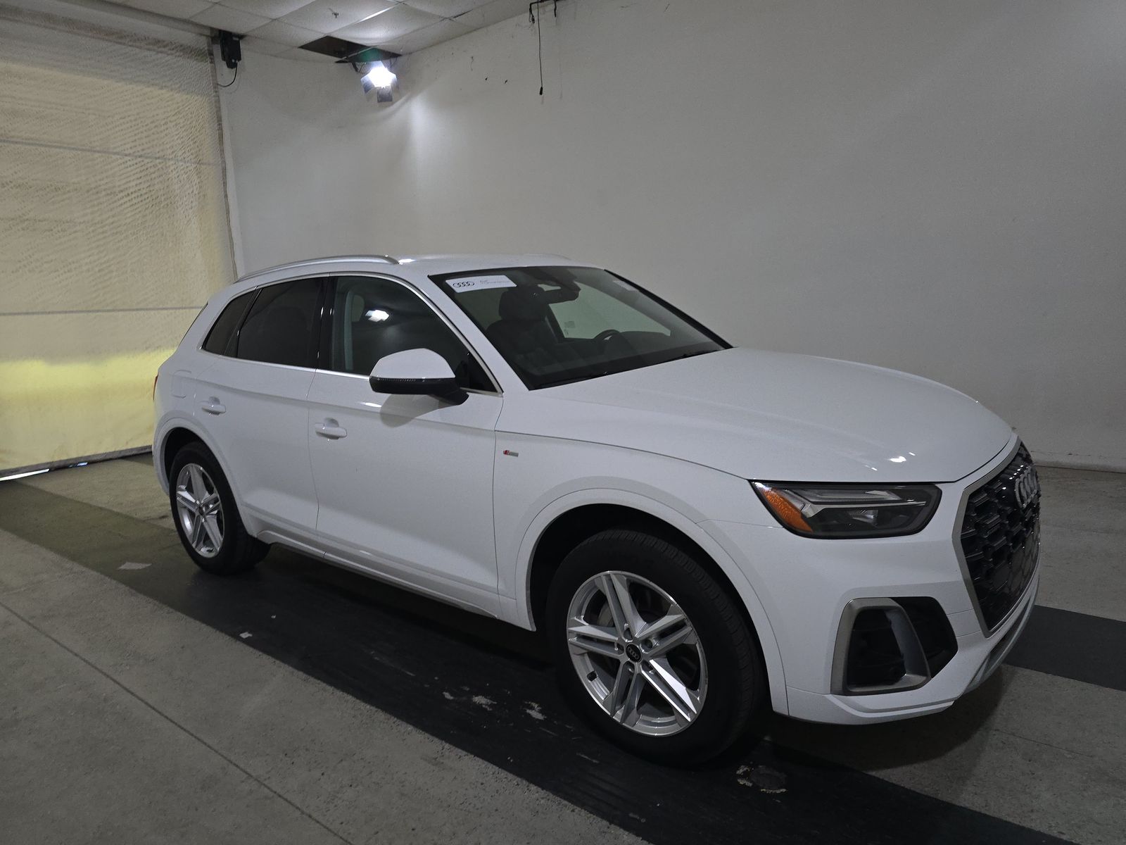 2025 Audi Q5 e Plug-In Hybrid S line Premium AWD