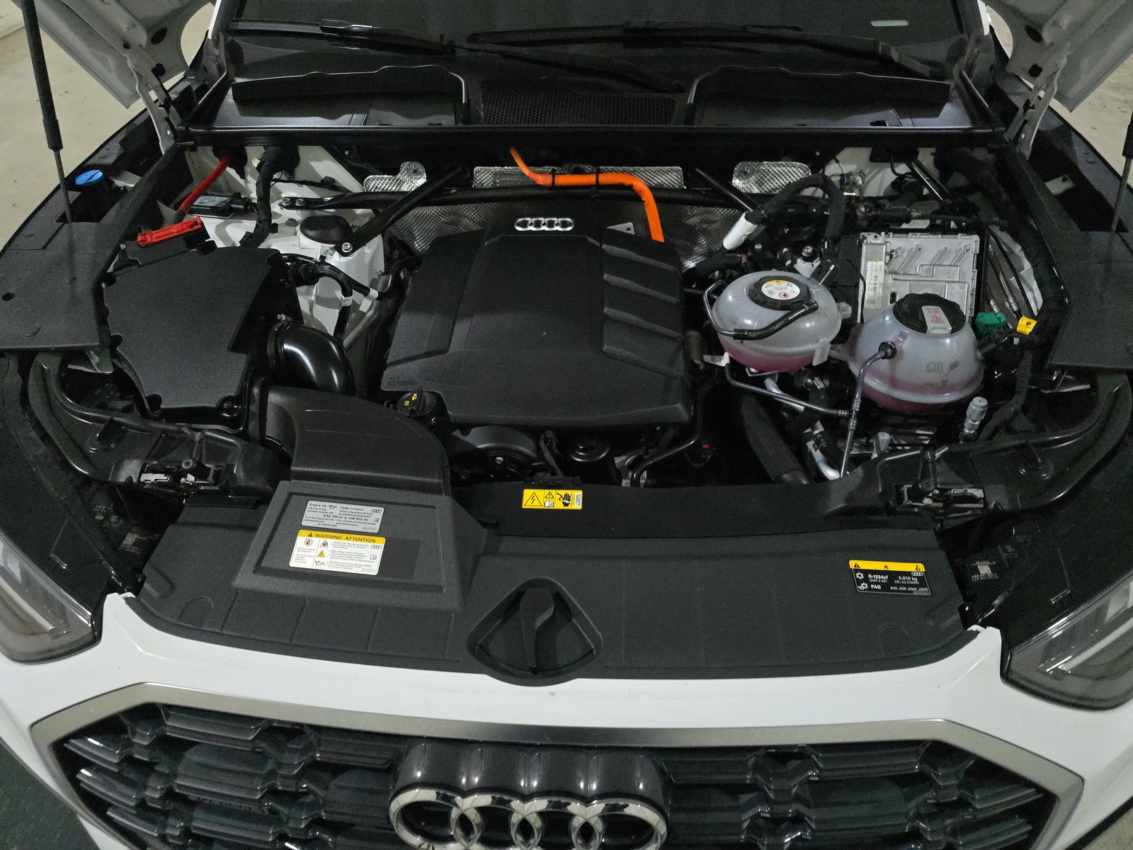 2025 Audi Q5 e Plug-In Hybrid S line Premium AWD