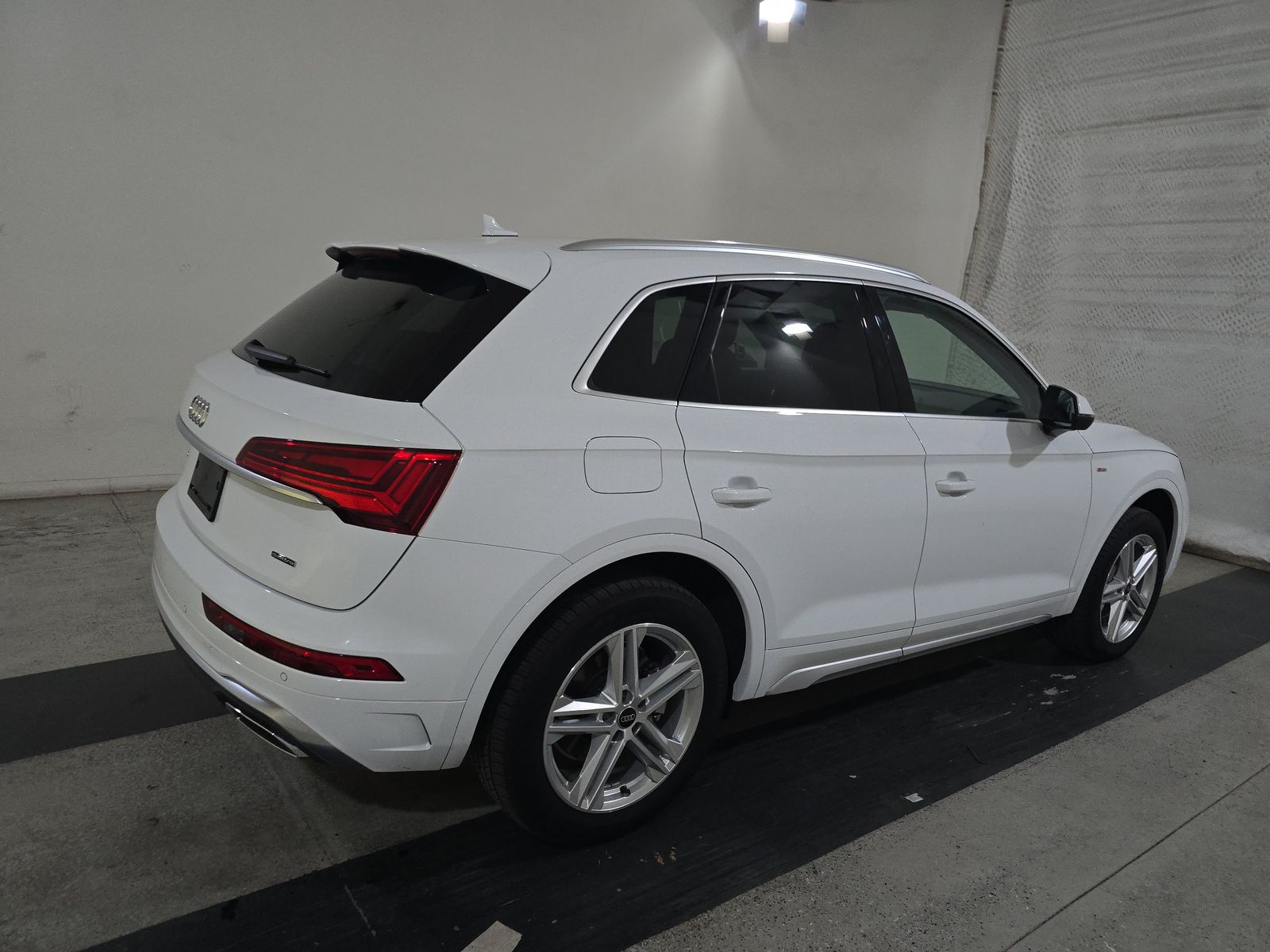 2025 Audi Q5 e Plug-In Hybrid S line Premium AWD
