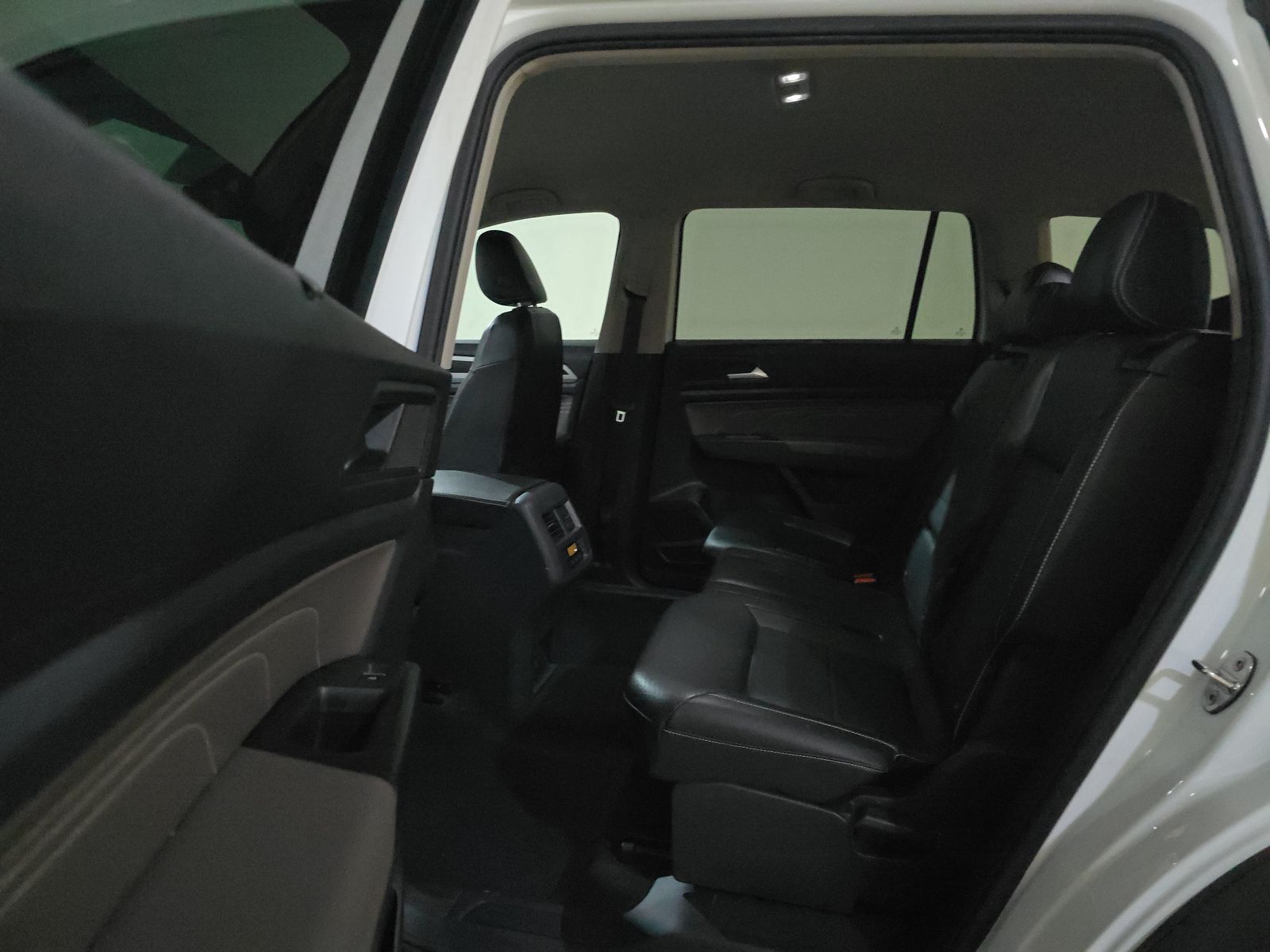 2022 Volkswagen Atlas 2.0T SE FWD