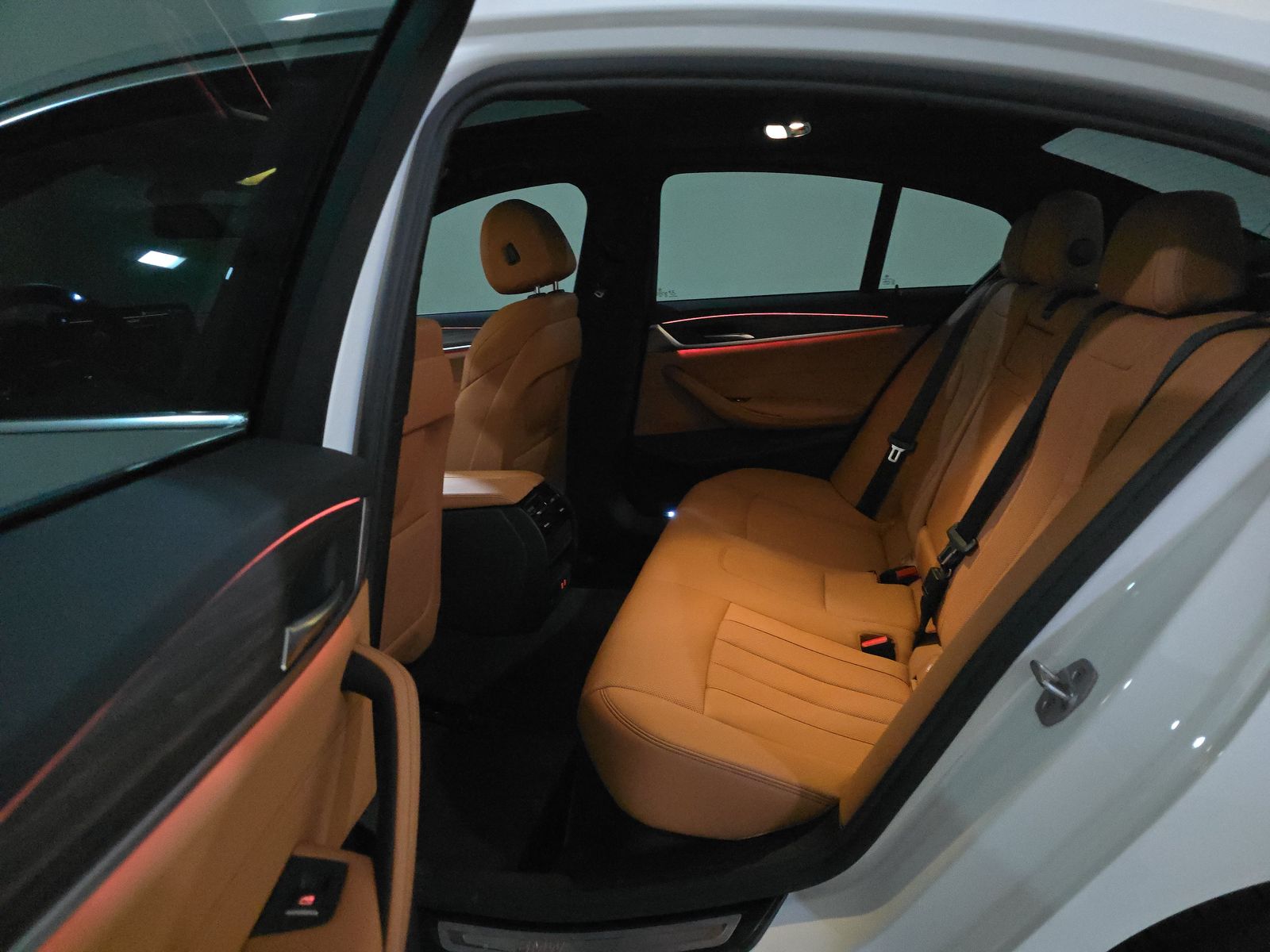 2022 BMW 5 Series 530i RWD