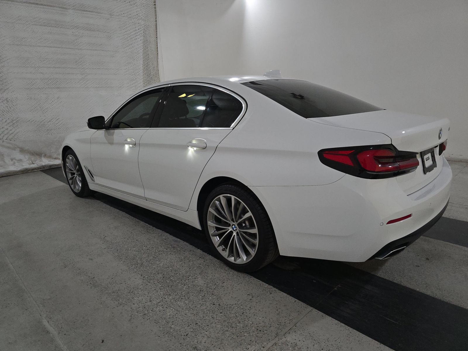 2022 BMW 5 Series 530i RWD