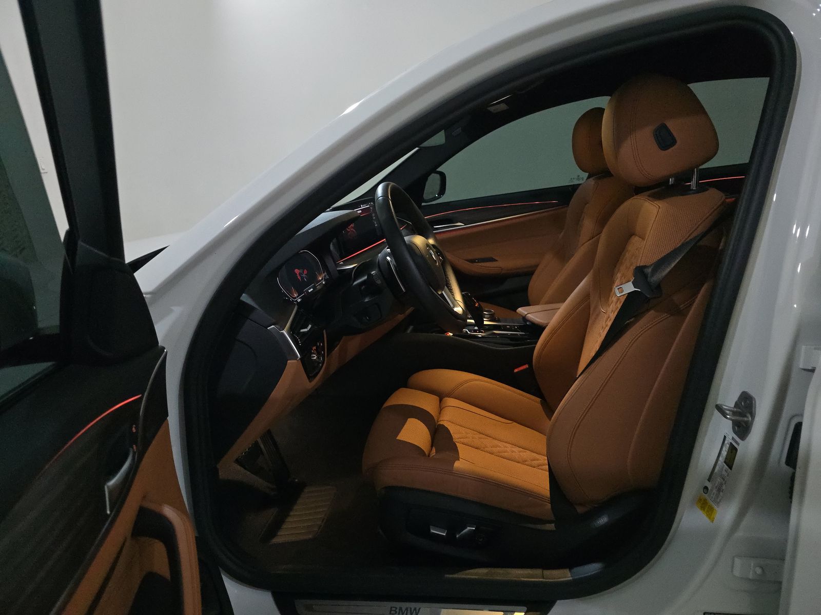 2022 BMW 5 Series 530i RWD