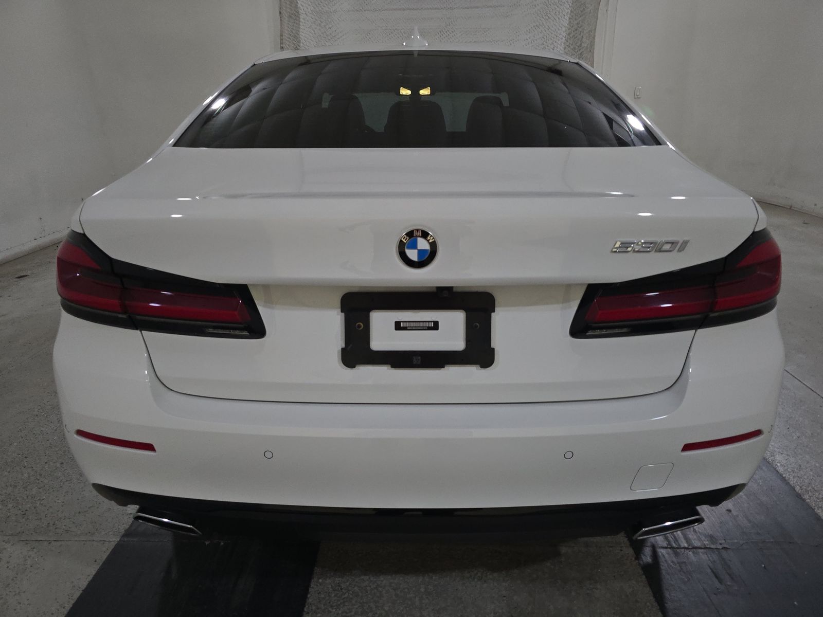 2022 BMW 5 Series 530i RWD