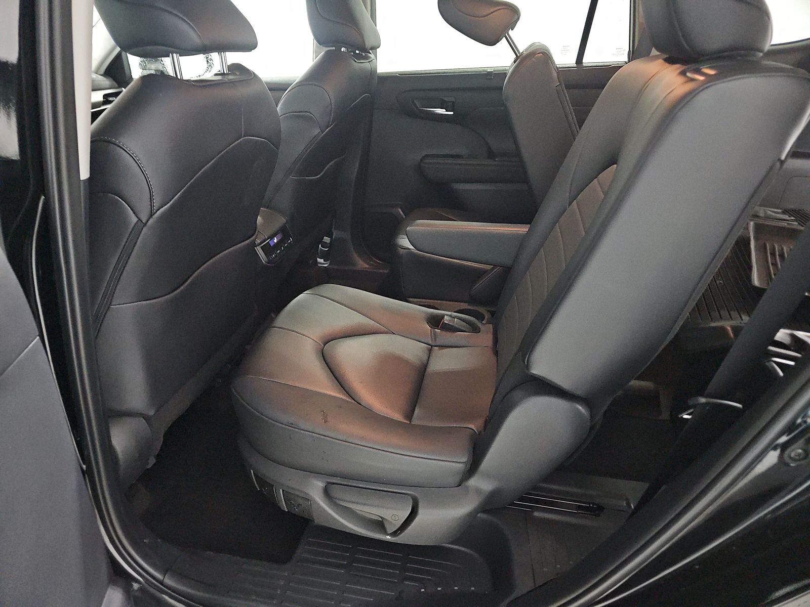 2024 Toyota Highlander XLE AWD