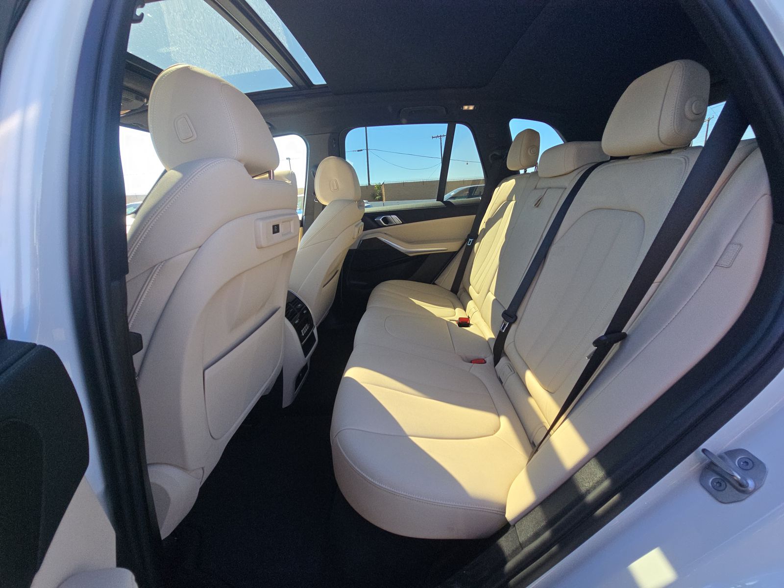 2022 BMW X5 xDrive40i AWD