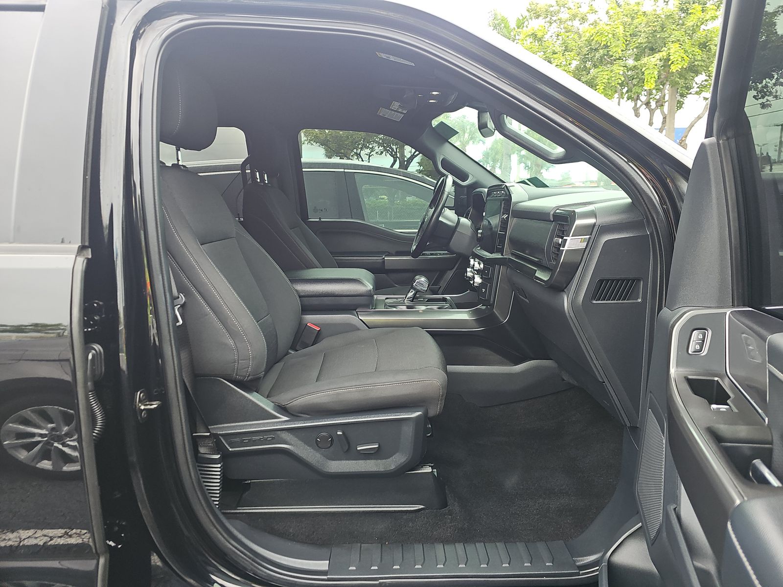 2022 Ford F-150 XLT AWD