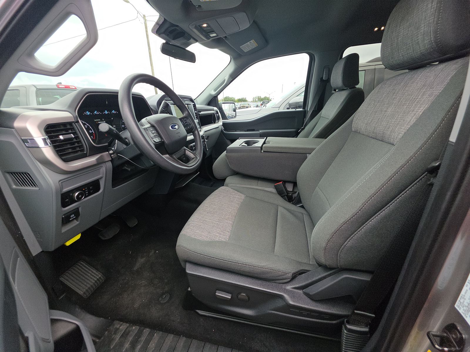 2023 Ford F-150 XLT AWD