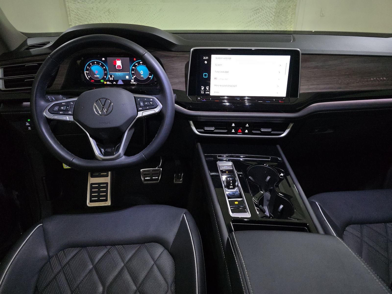 2025 Volkswagen Atlas 2.0T SEL Premium R-Line AWD