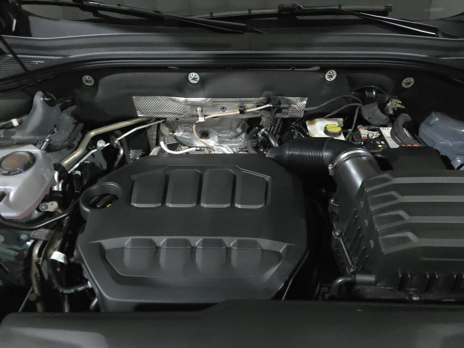 2025 Volkswagen Atlas 2.0T SEL Premium R-Line AWD