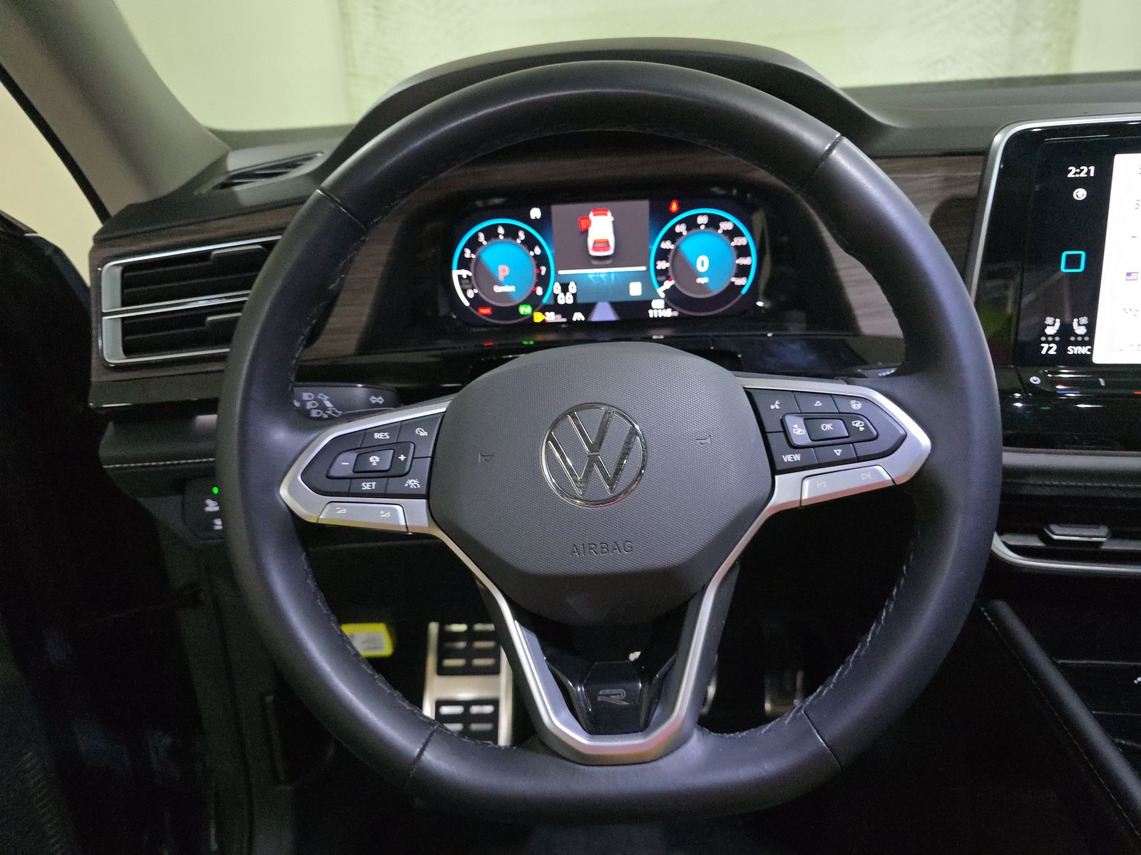 2025 Volkswagen Atlas 2.0T SEL Premium R-Line AWD