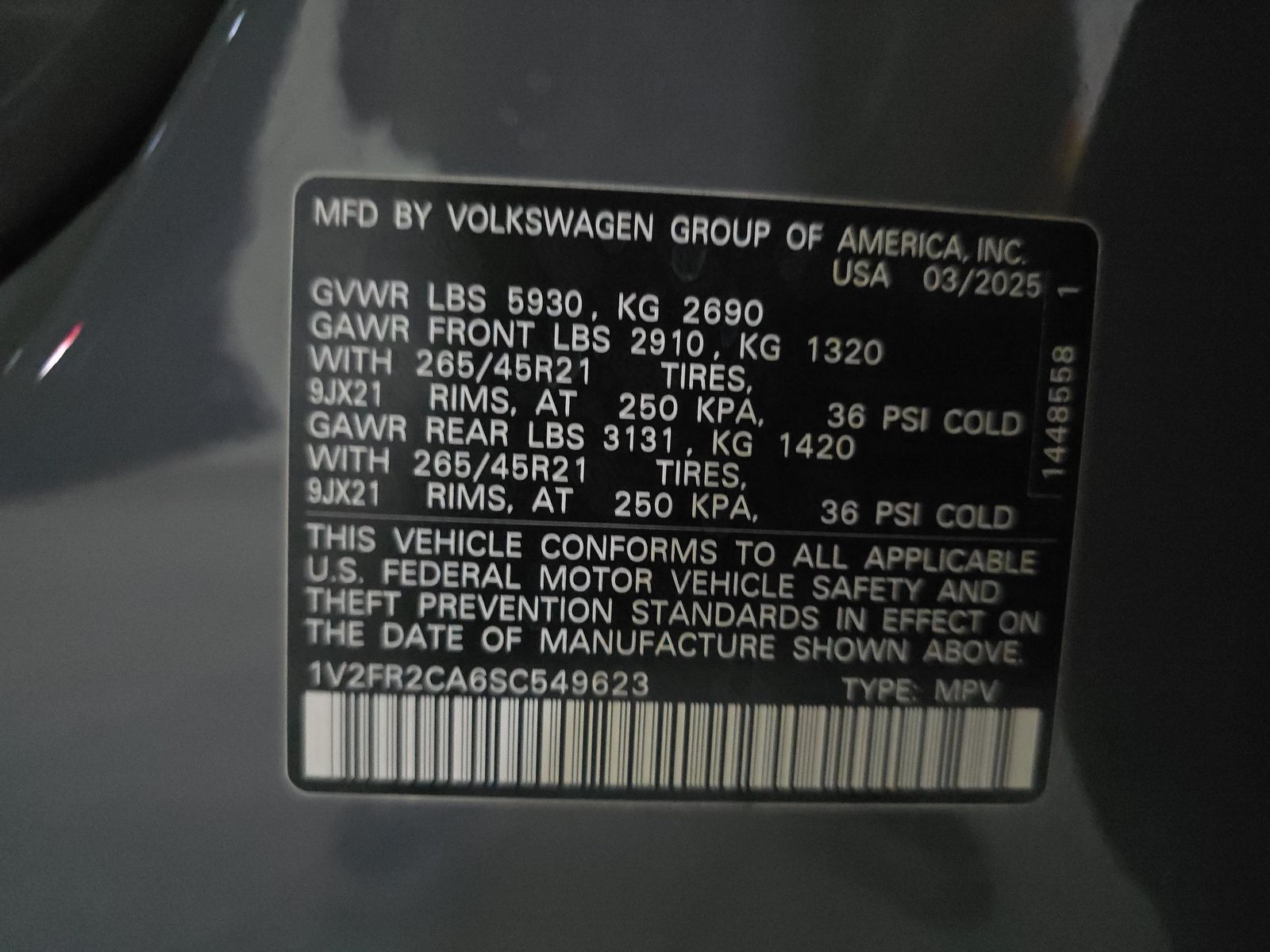 2025 Volkswagen Atlas 2.0T SEL Premium R-Line AWD