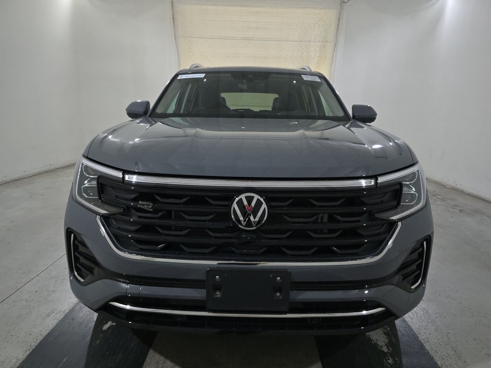 2025 Volkswagen Atlas 2.0T SEL Premium R-Line AWD