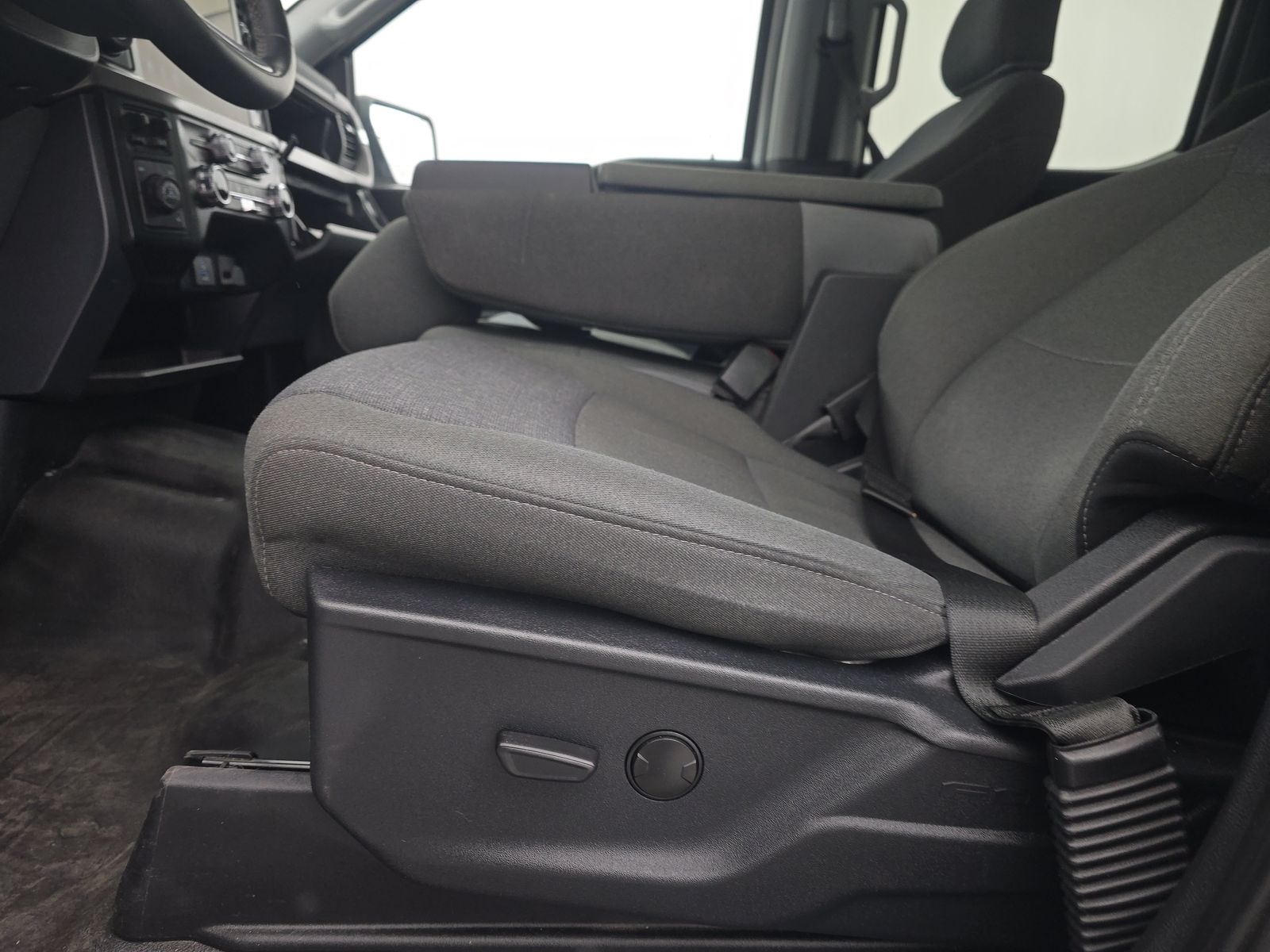 2024 Ford F-150 XLT AWD