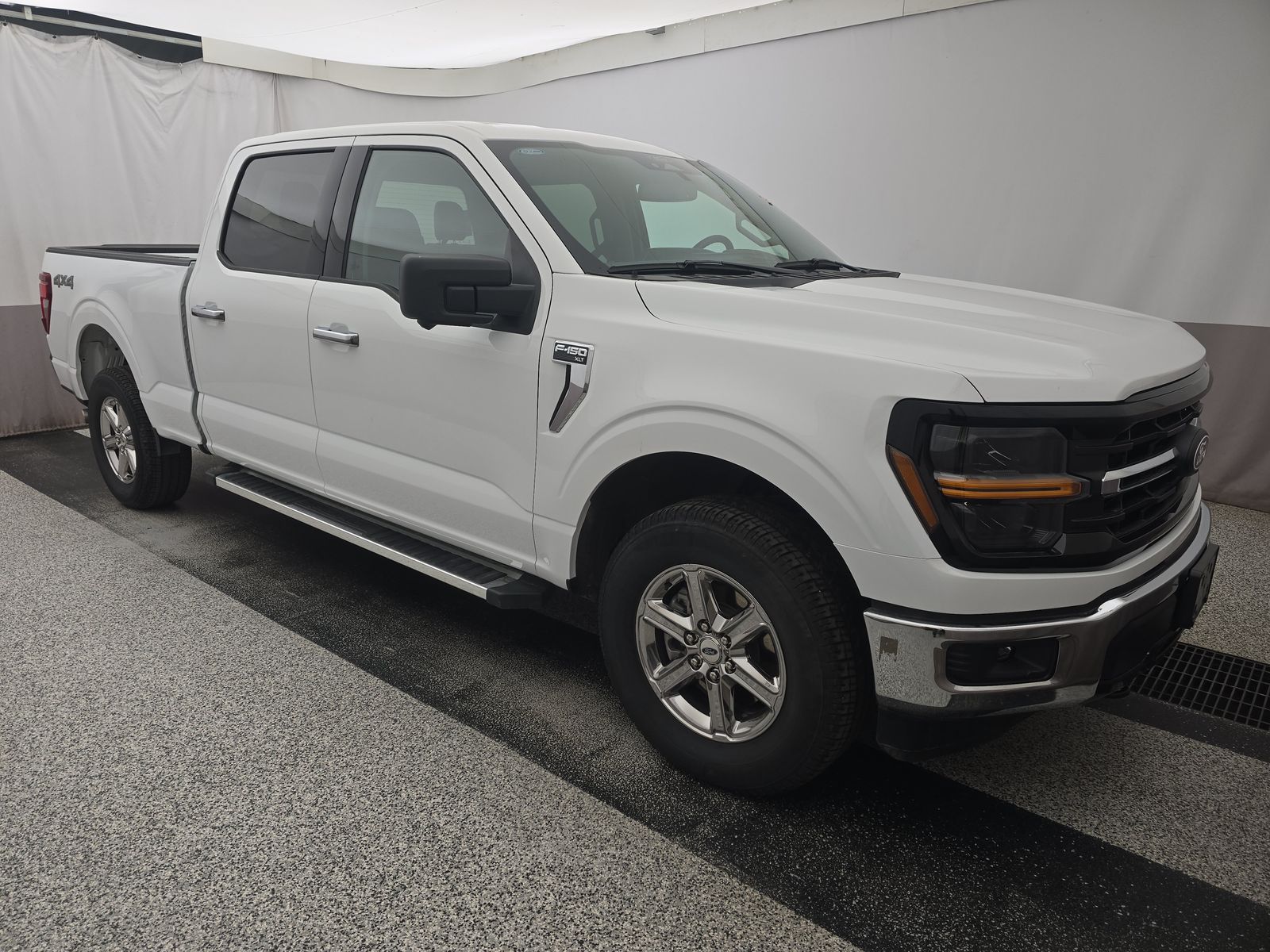 2024 Ford F-150 XLT AWD