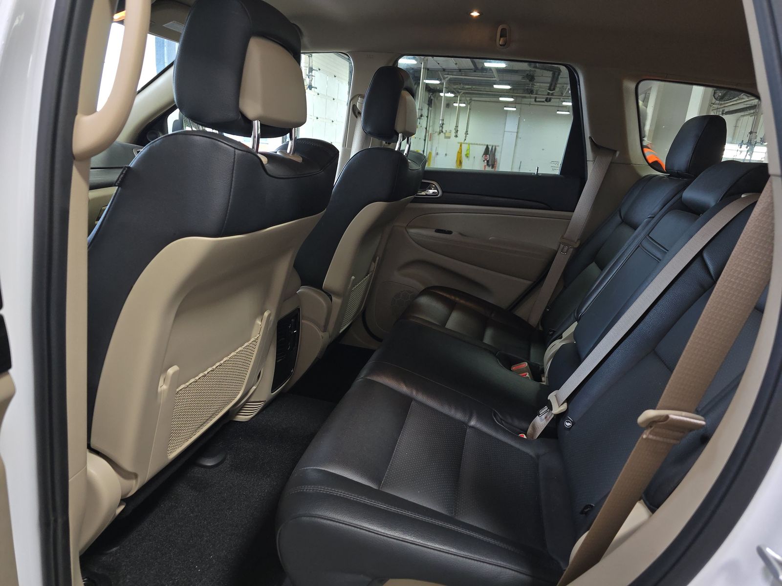 2022 Jeep Grand Cherokee Laredo E AWD