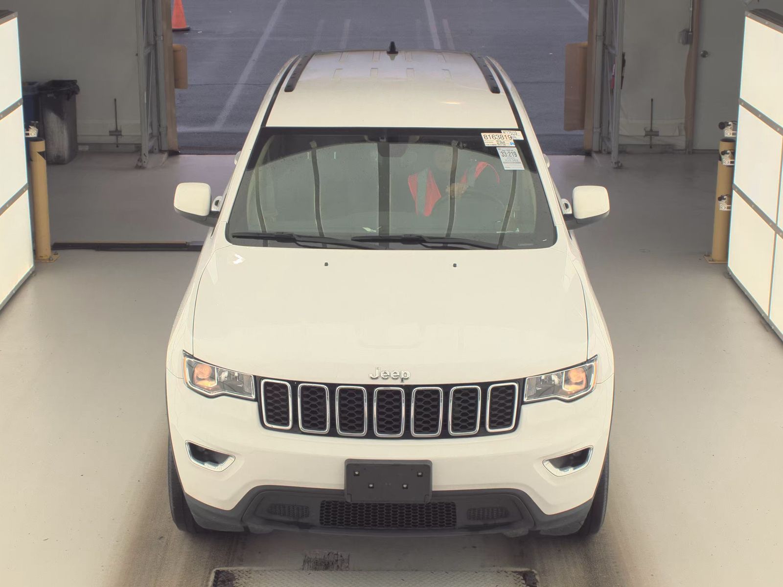 2022 Jeep Grand Cherokee Laredo E AWD