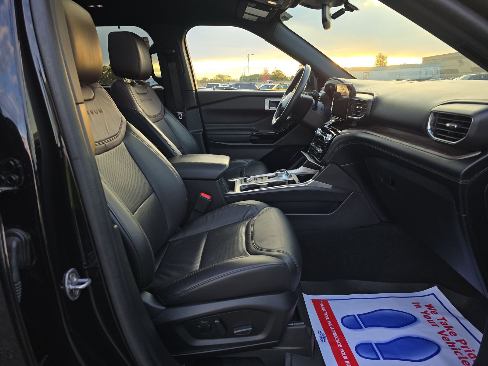 2023 Ford Explorer Platinum AWD