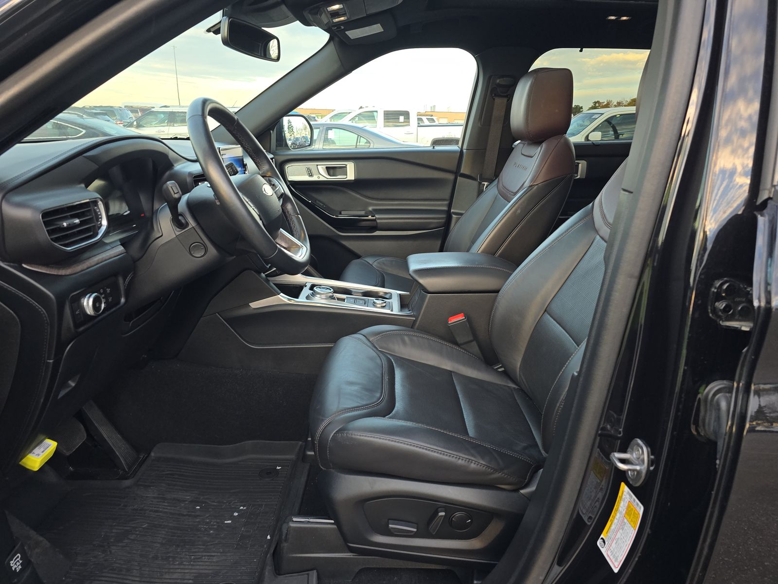 2023 Ford Explorer Platinum AWD