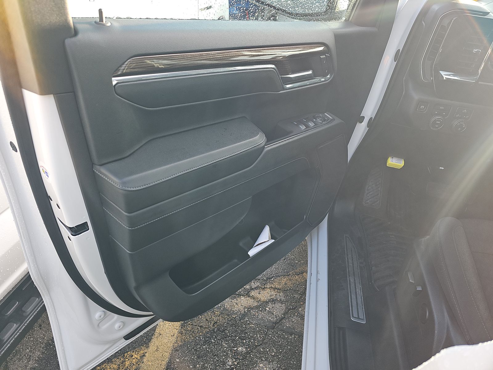 2024 Chevrolet Silverado 1500 LT AWD