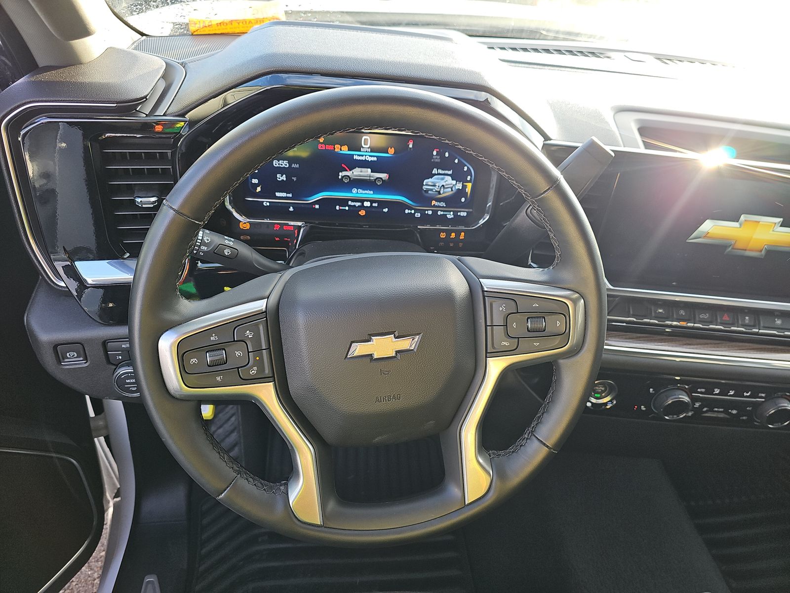 2024 Chevrolet Silverado 1500 LT AWD