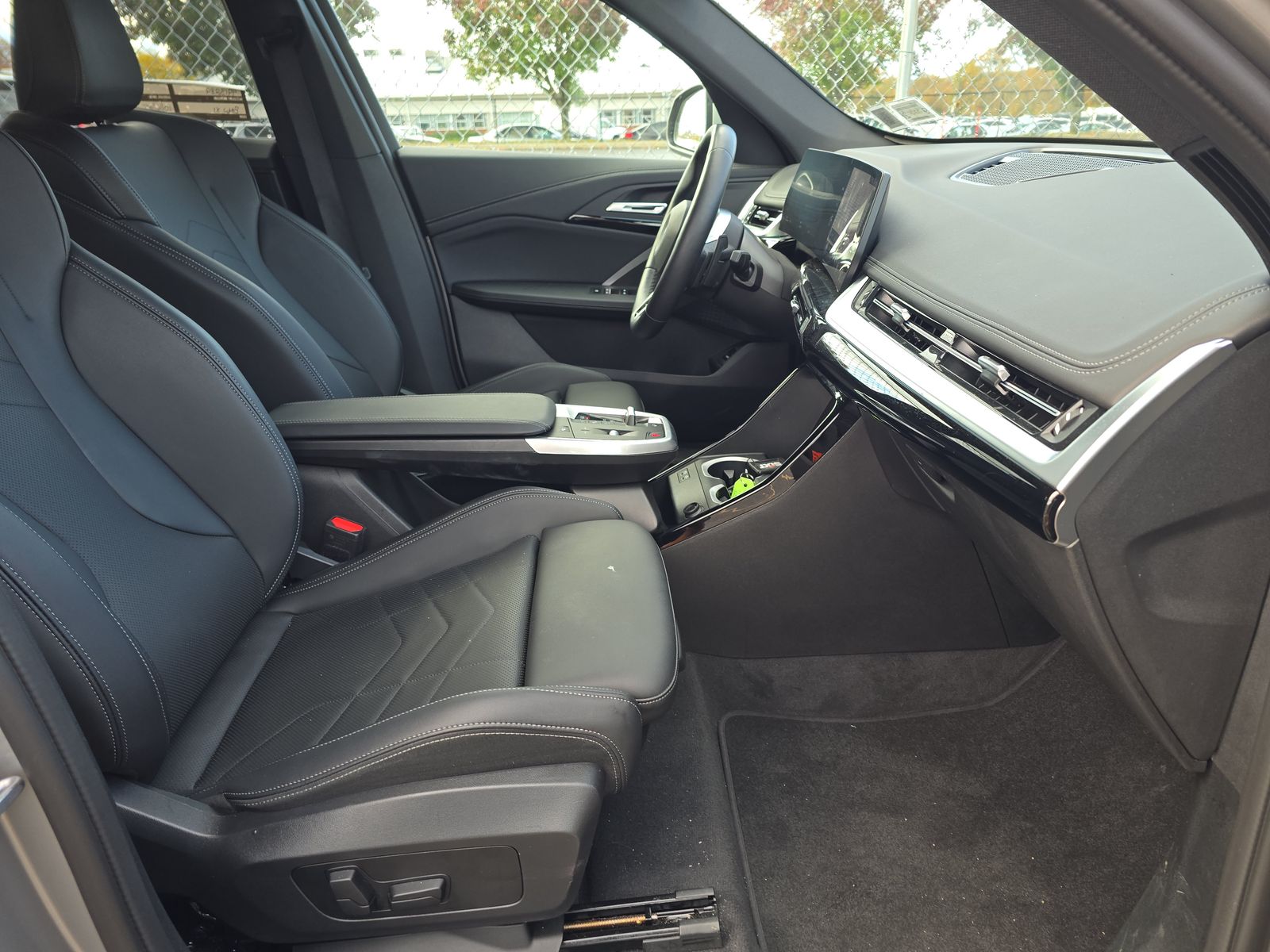 2025 BMW X1 xDrive28i AWD