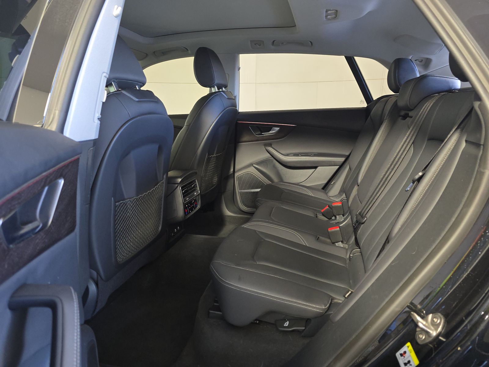 2023 Audi Q8 Prestige AWD