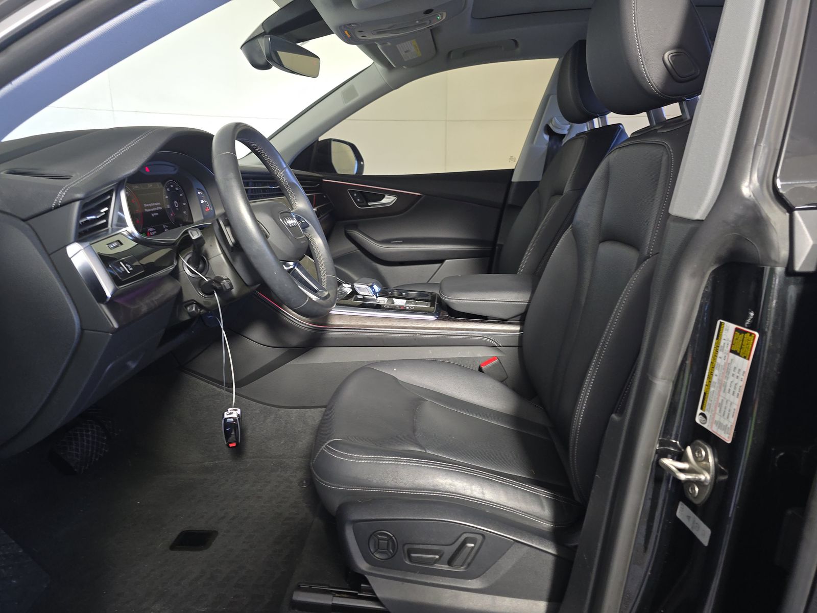 2023 Audi Q8 Prestige AWD