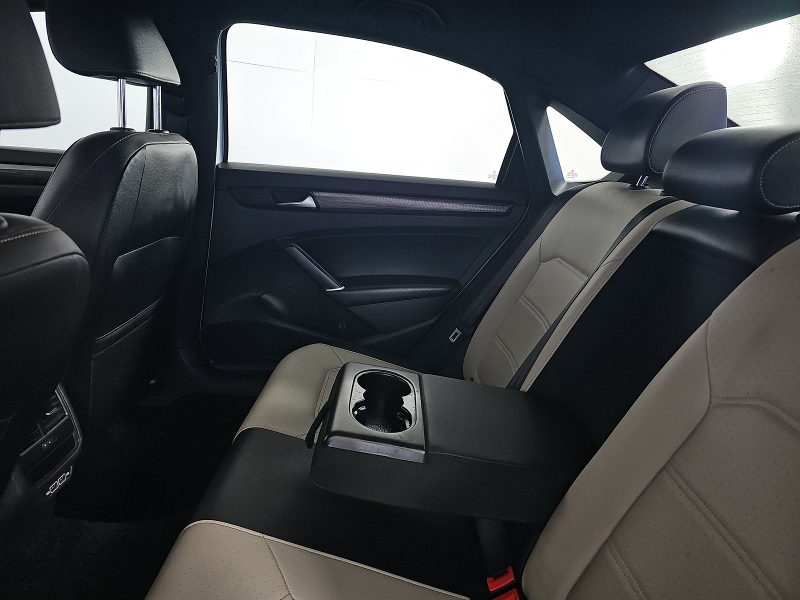 2024 Volkswagen Tiguan 2.0T SEL R-Line AWD