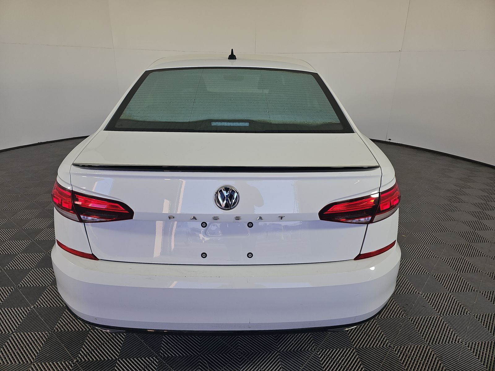 2024 Volkswagen Tiguan 2.0T SEL R-Line AWD