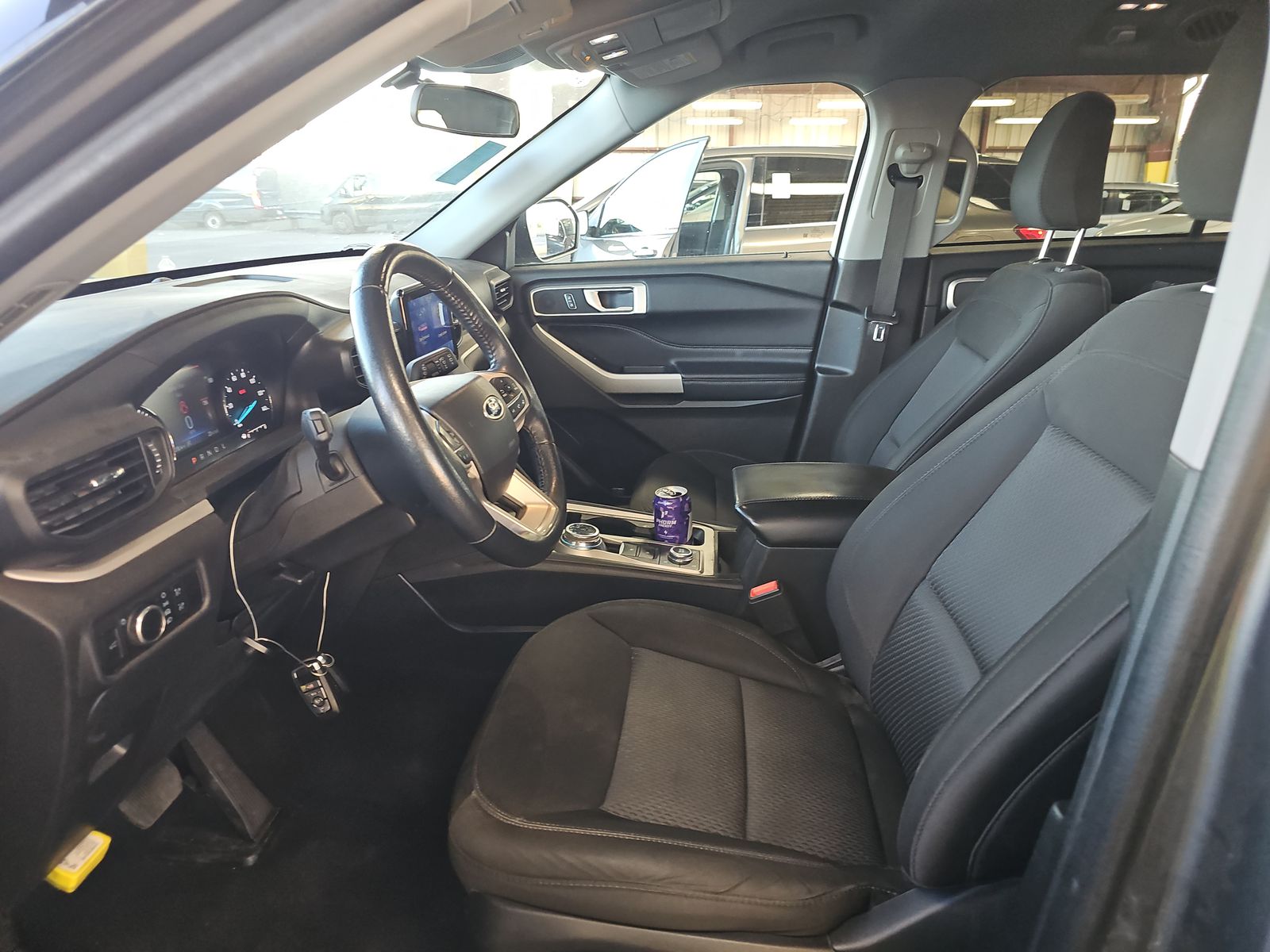 2023 Ford Explorer XLT AWD