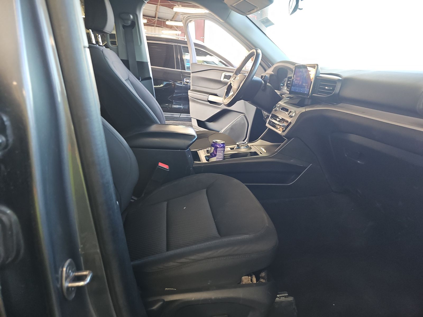 2023 Ford Explorer XLT AWD