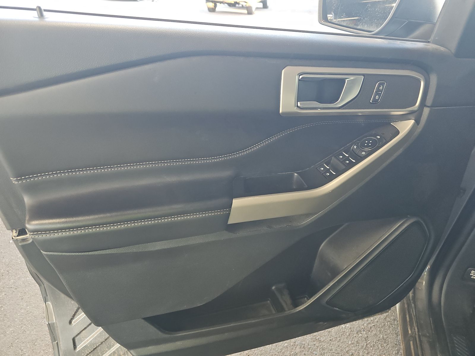 2023 Ford Explorer XLT AWD