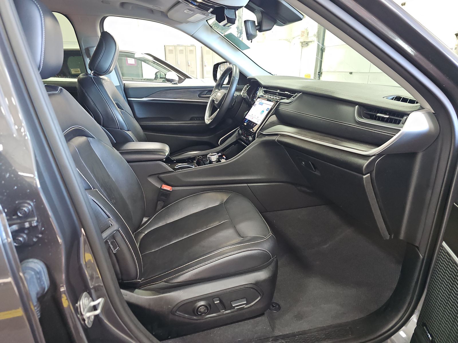 2022 Jeep Grand Cherokee Limited AWD