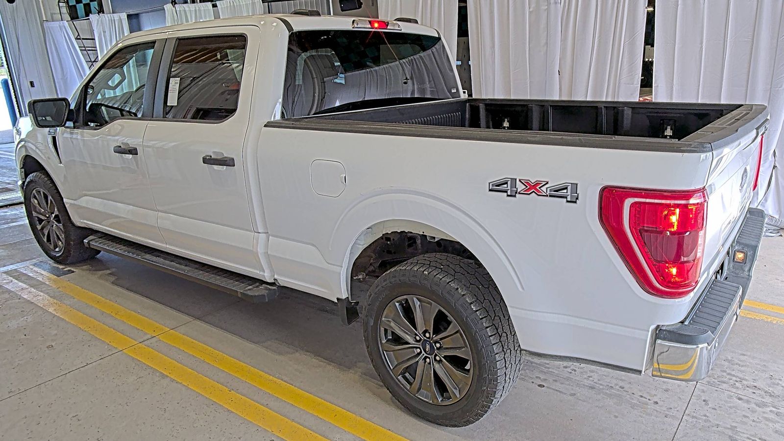 2023 Ford F-150 XLT AWD