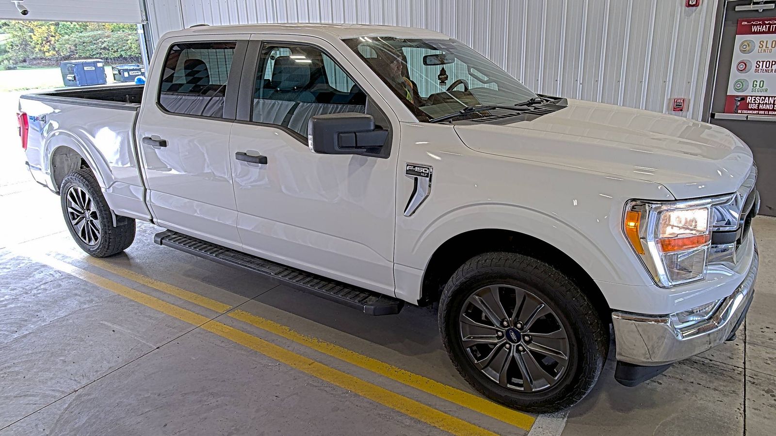 2023 Ford F-150 XLT AWD