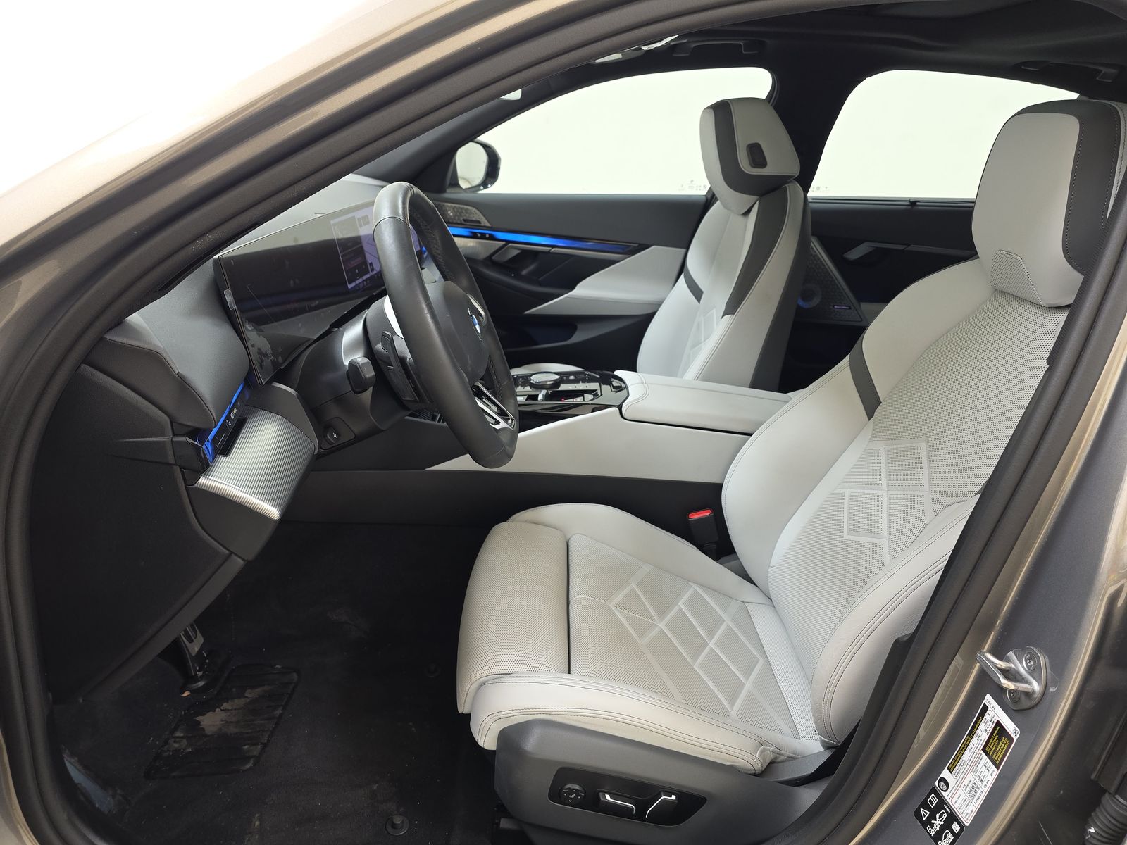 2024 BMW 5 Series 540i xDrive AWD