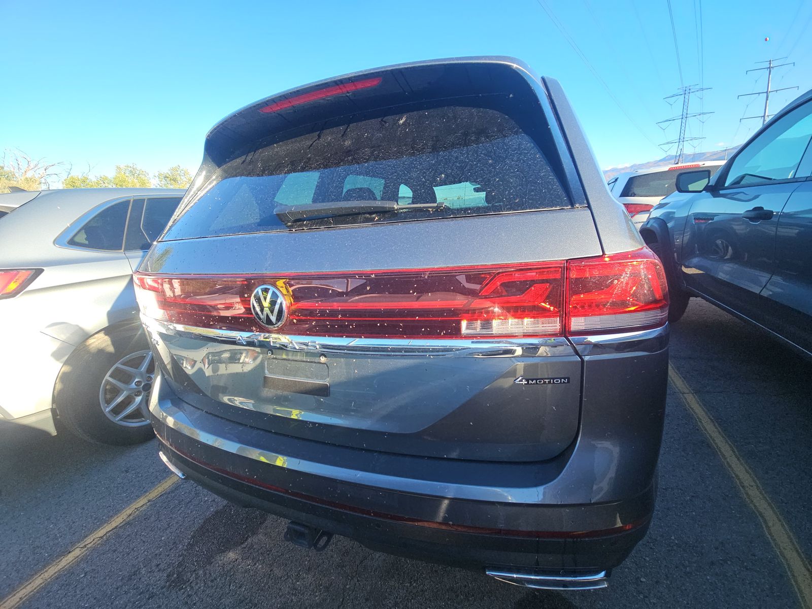 2025 Volkswagen Atlas 2.0T SE AWD