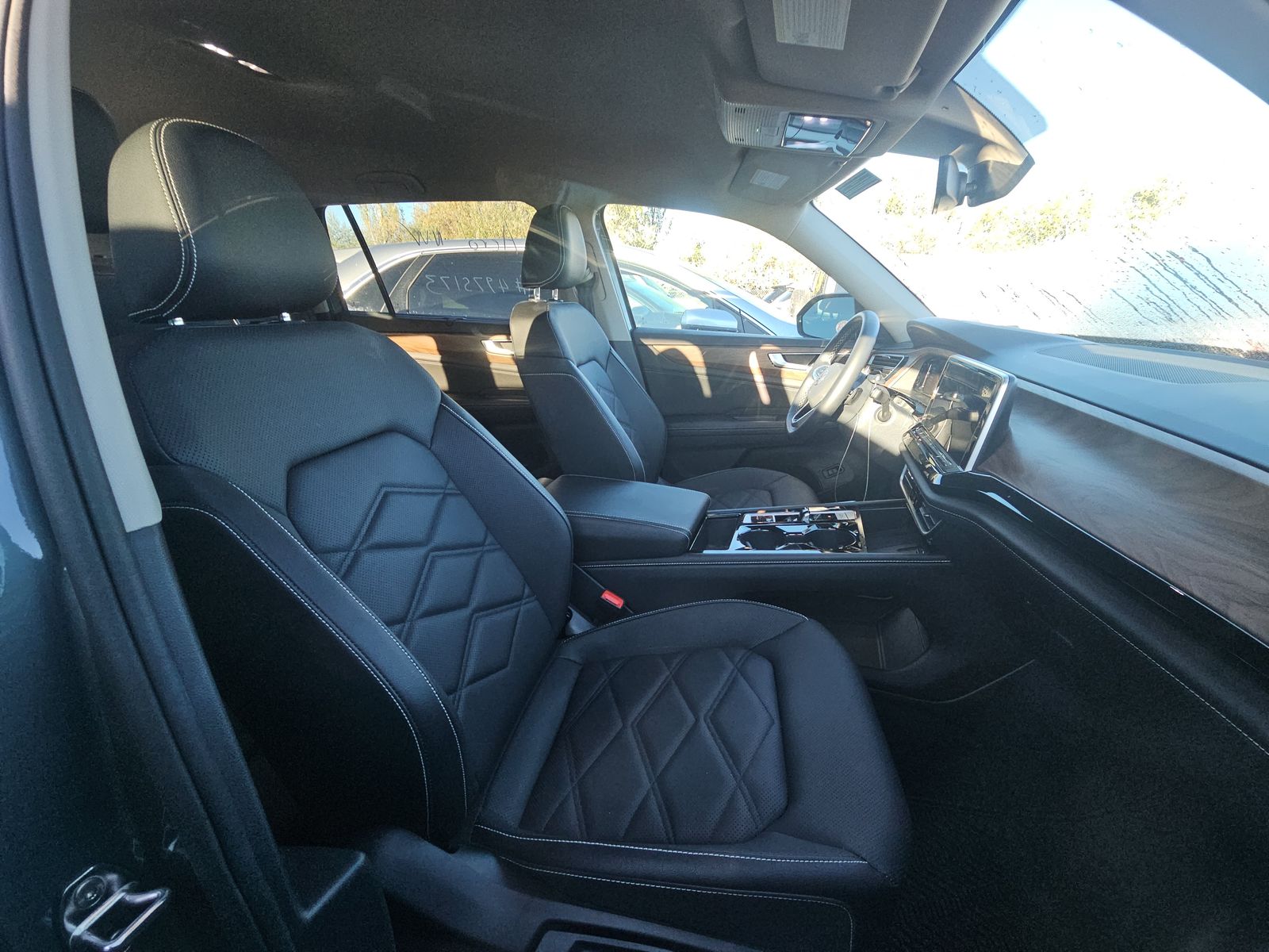 2025 Volkswagen Atlas 2.0T SE AWD