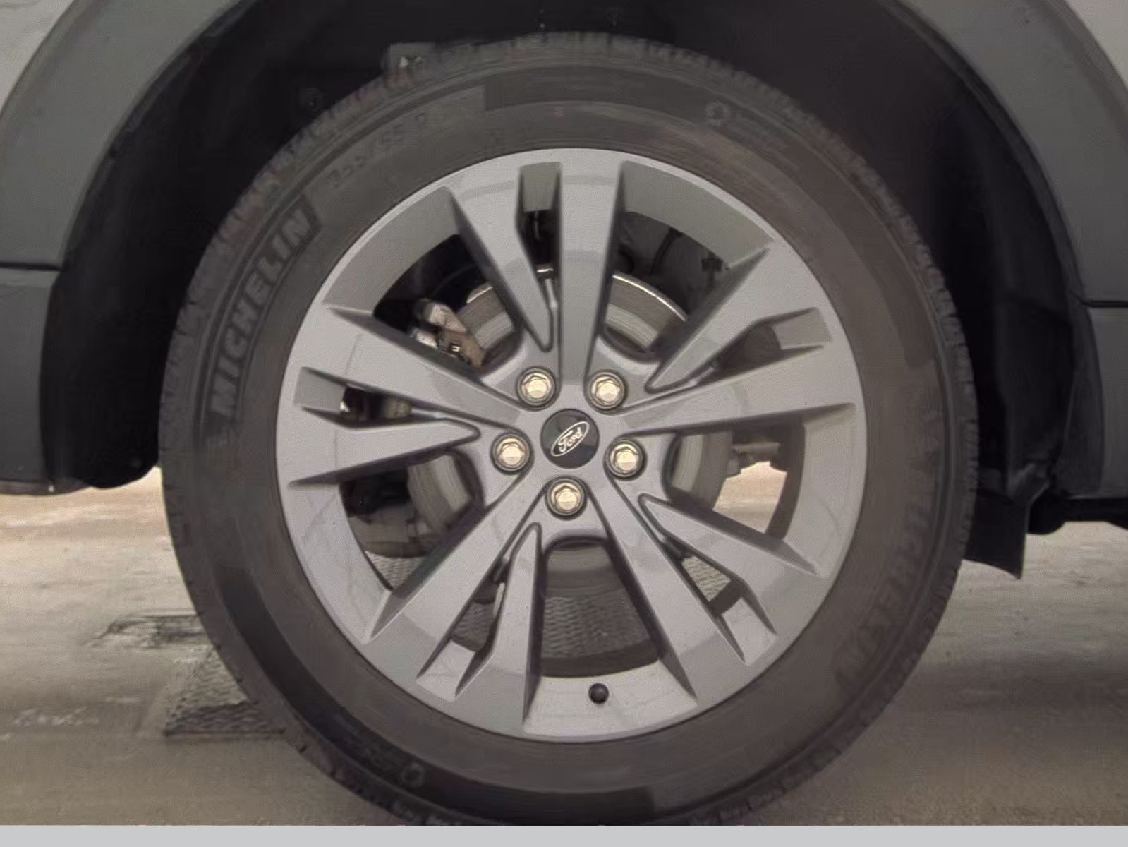 2022 Ford Explorer XLT AWD