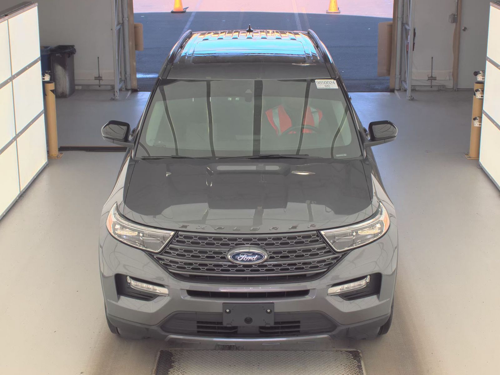 2022 Ford Explorer XLT AWD