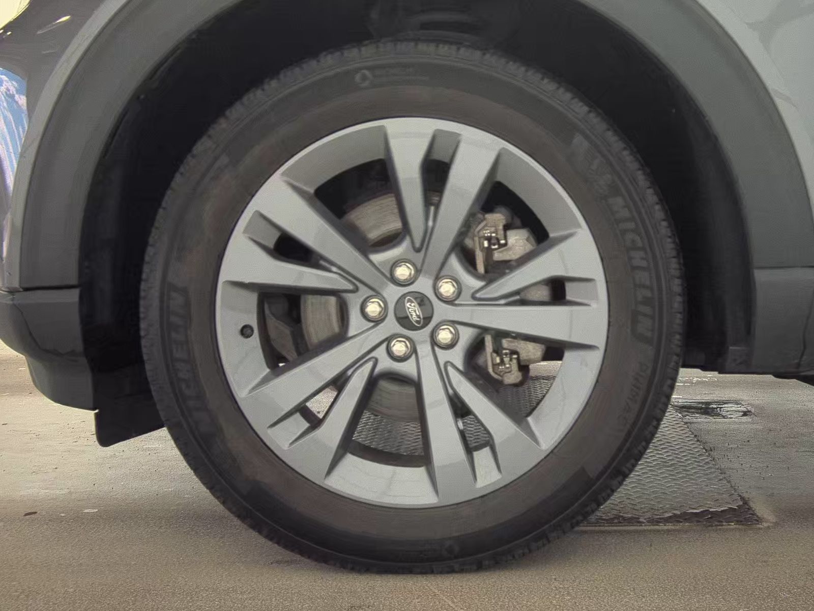 2022 Ford Explorer XLT AWD