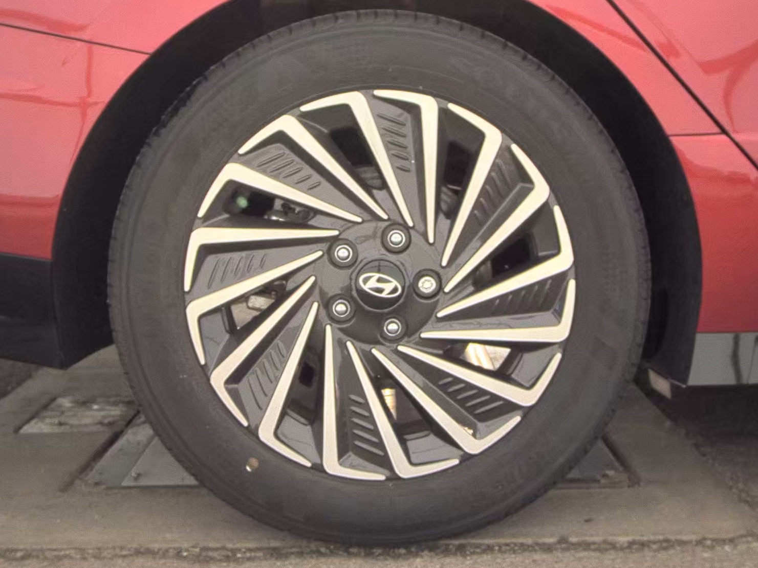 2025 Hyundai Sonata Hybrid Limited FWD